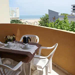 4* Aparthotel Residence Domus